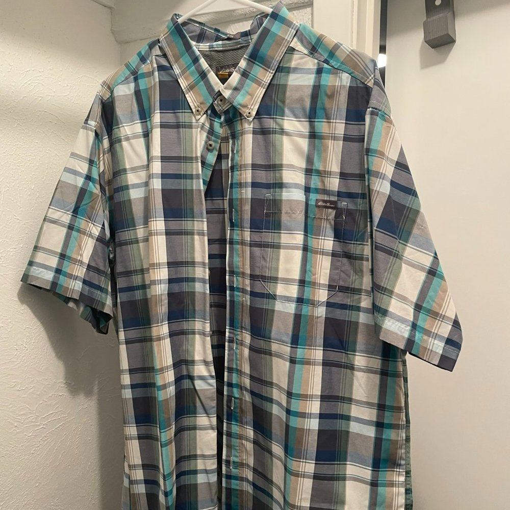 Eddie Bauer Travex Short Sleeve Button Down Shirt Classic Fit XL